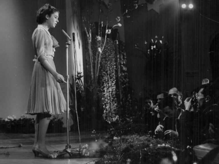 gigliola cinquetti sanremo 1964 rizzoli corriere dela sera