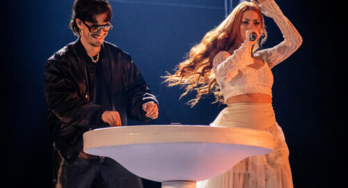 Tony Grox & LUCYCALYS en la gran final del Benidorm Fest 2026, Palau d’Esports l’Illa de Benidorm | Foto: Iván Trejo